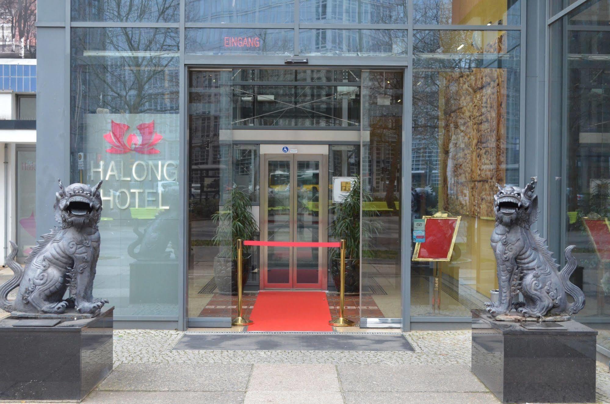 Halong Hotel Berlino Esterno foto